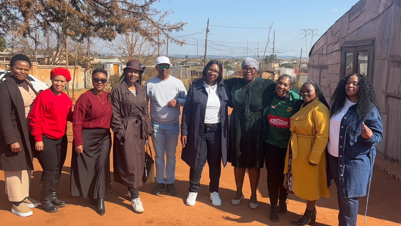 iCare Donation of Sanitary pads at Mountain View ,Skierlik